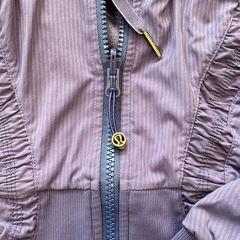 Lululemon Reversible Lightweight Jacket - image 2